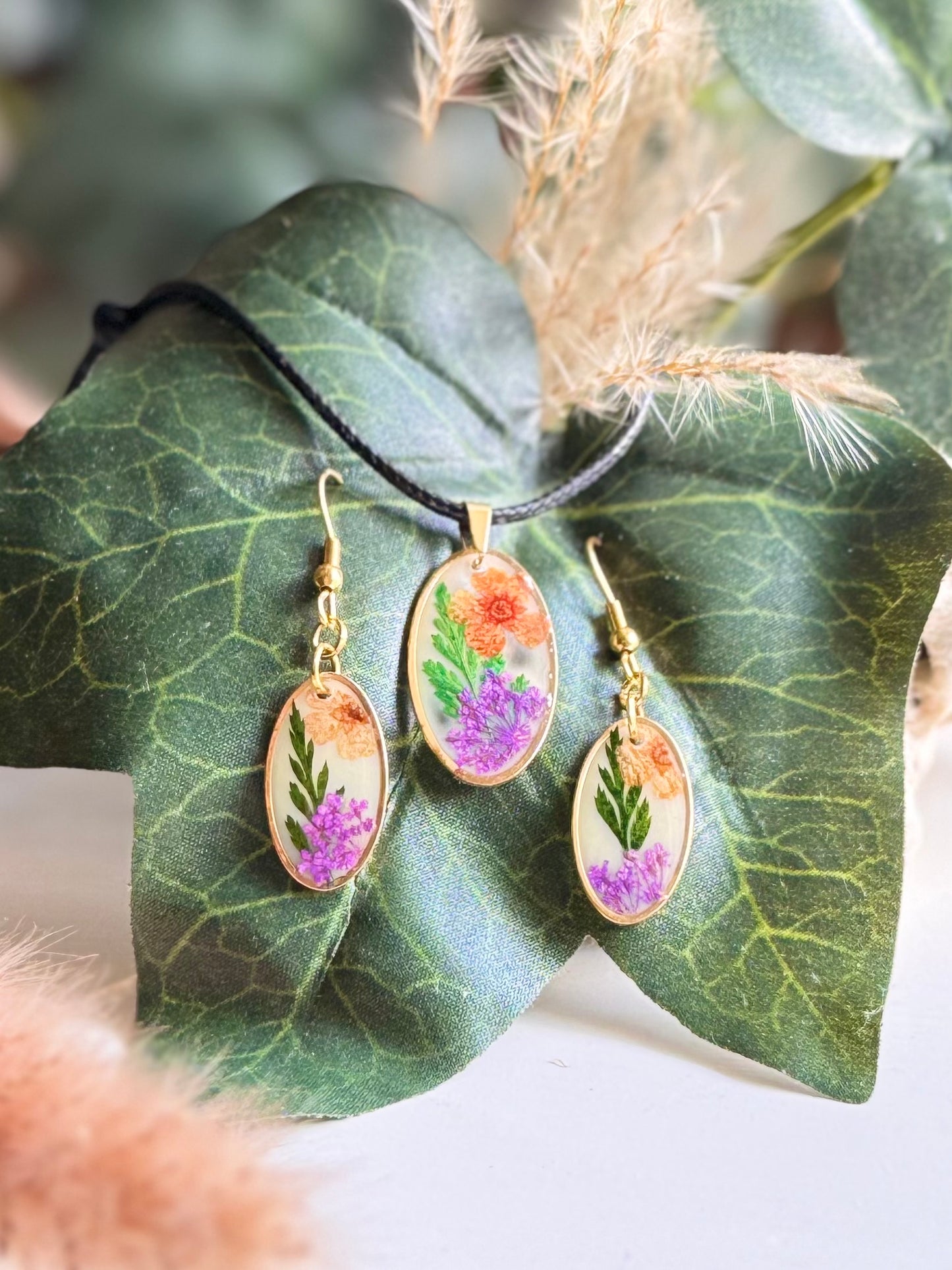 Gold Bloom Jewelry Set