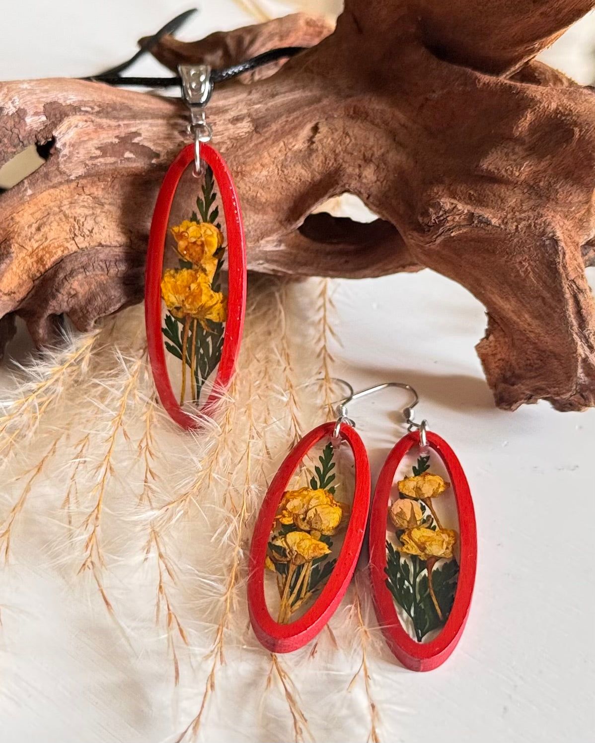 Handcrafted Nature's Yellow Rose Set