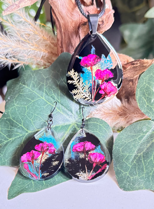 Black Resin Floral Jewelry Set