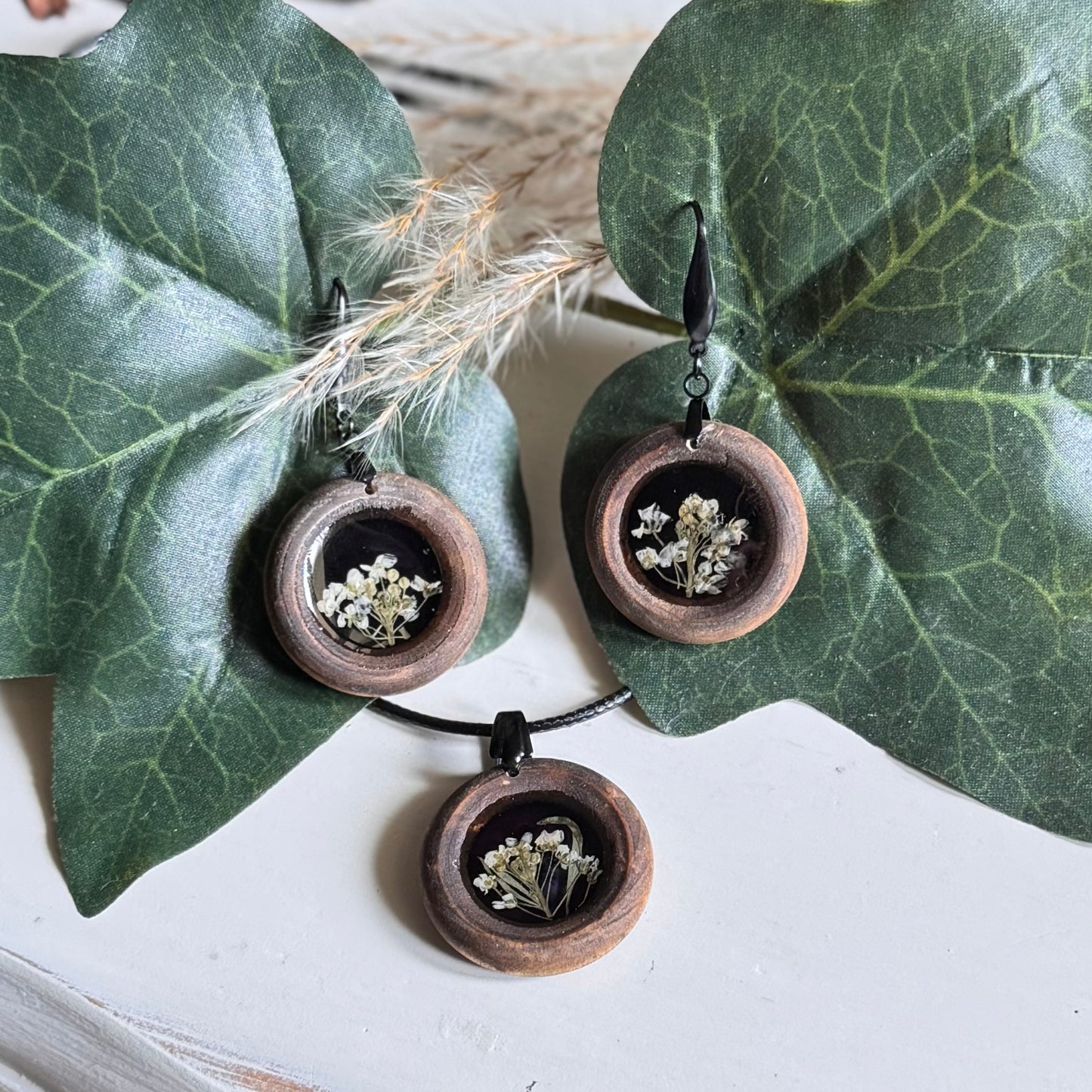 Round Wood Resin Set