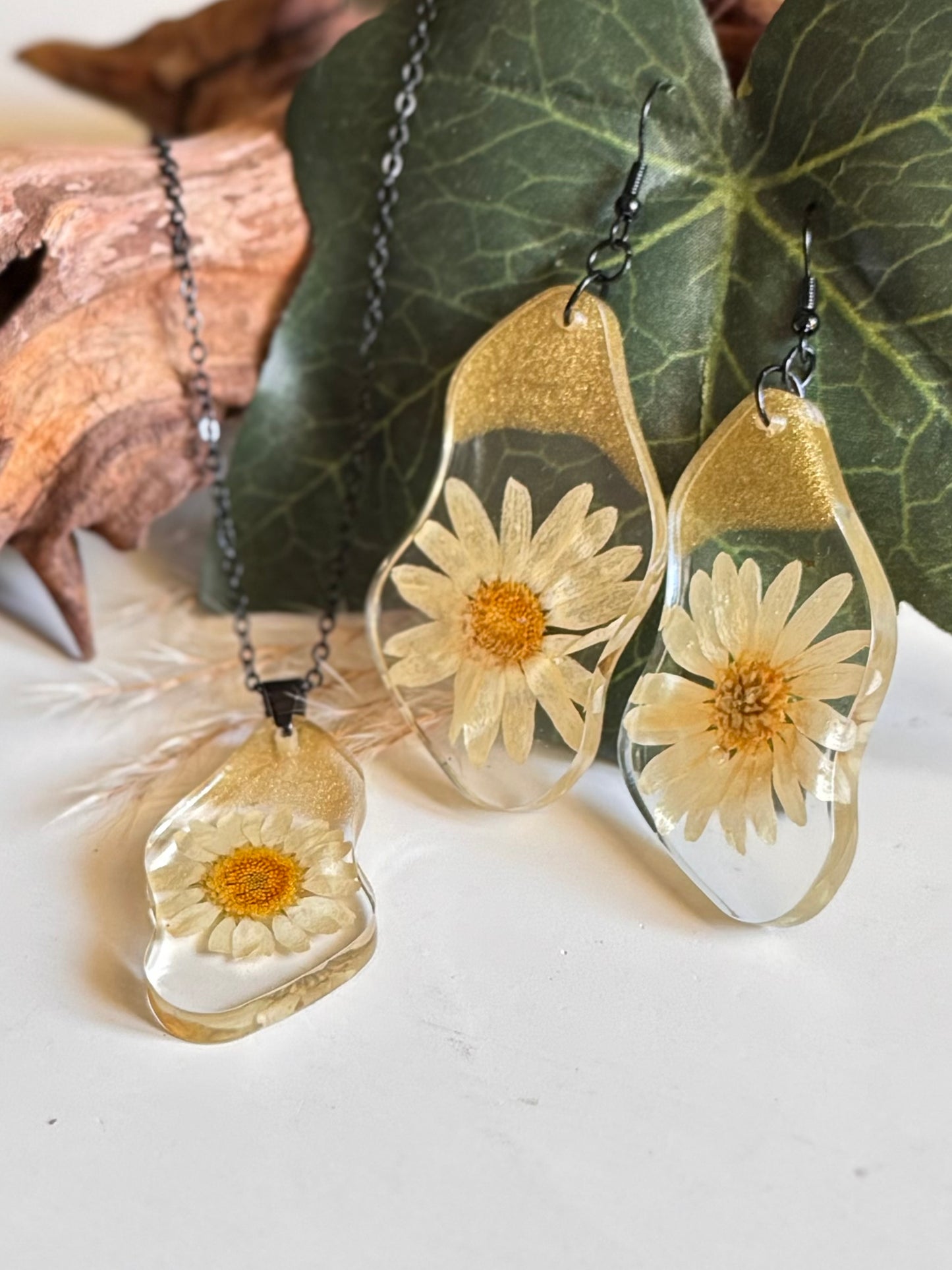Daisie Earring Set