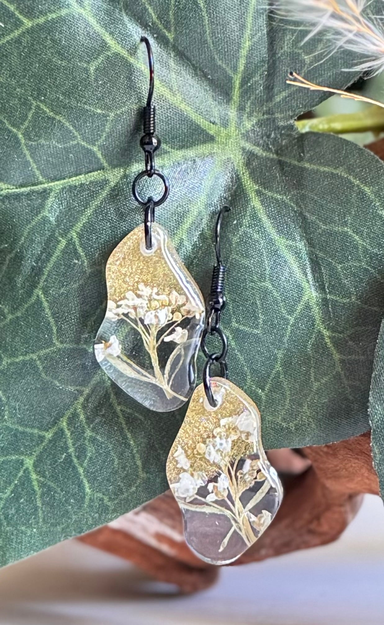 Resin White Blossom Earrings