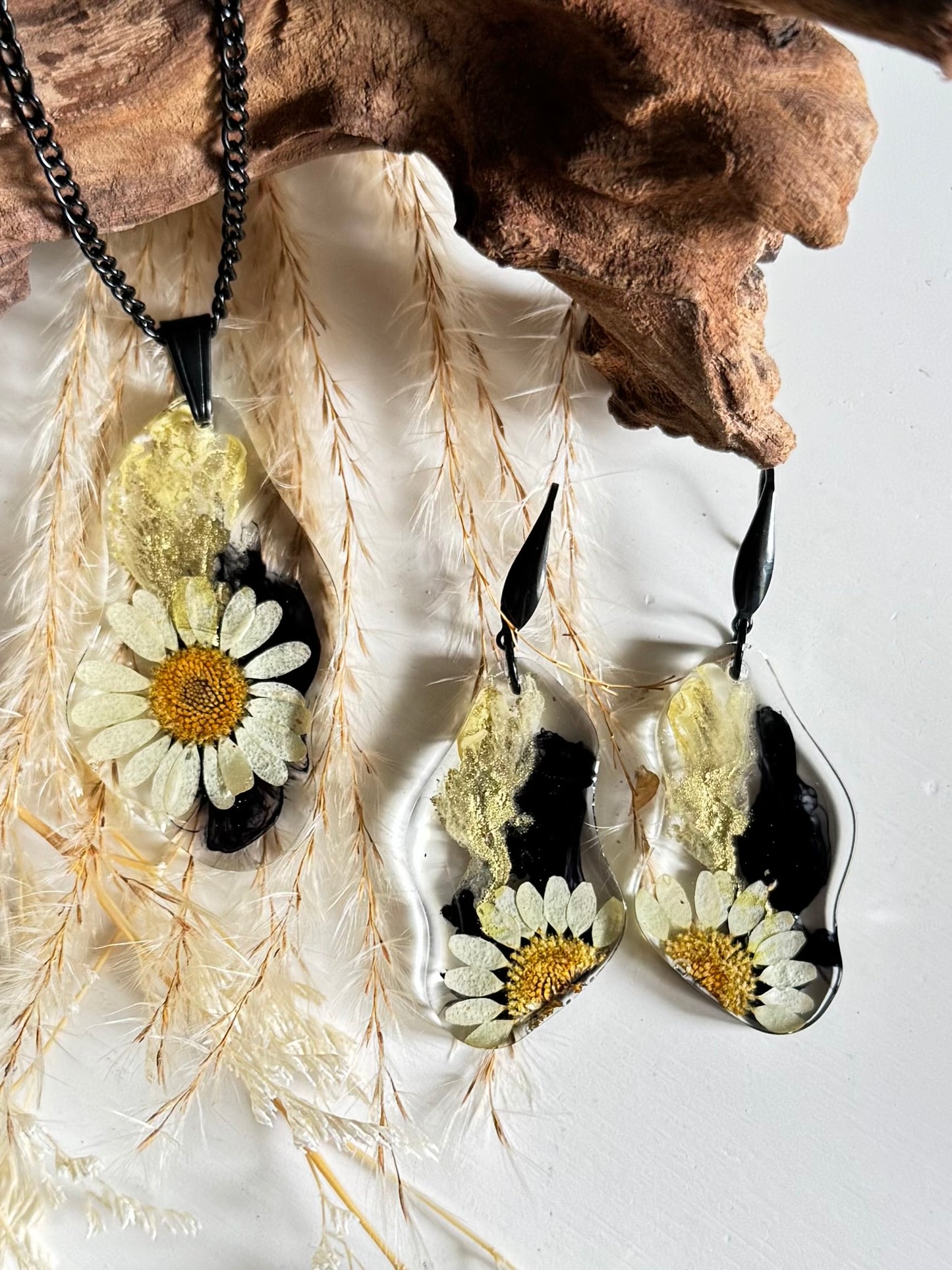 Daisy Earring Set