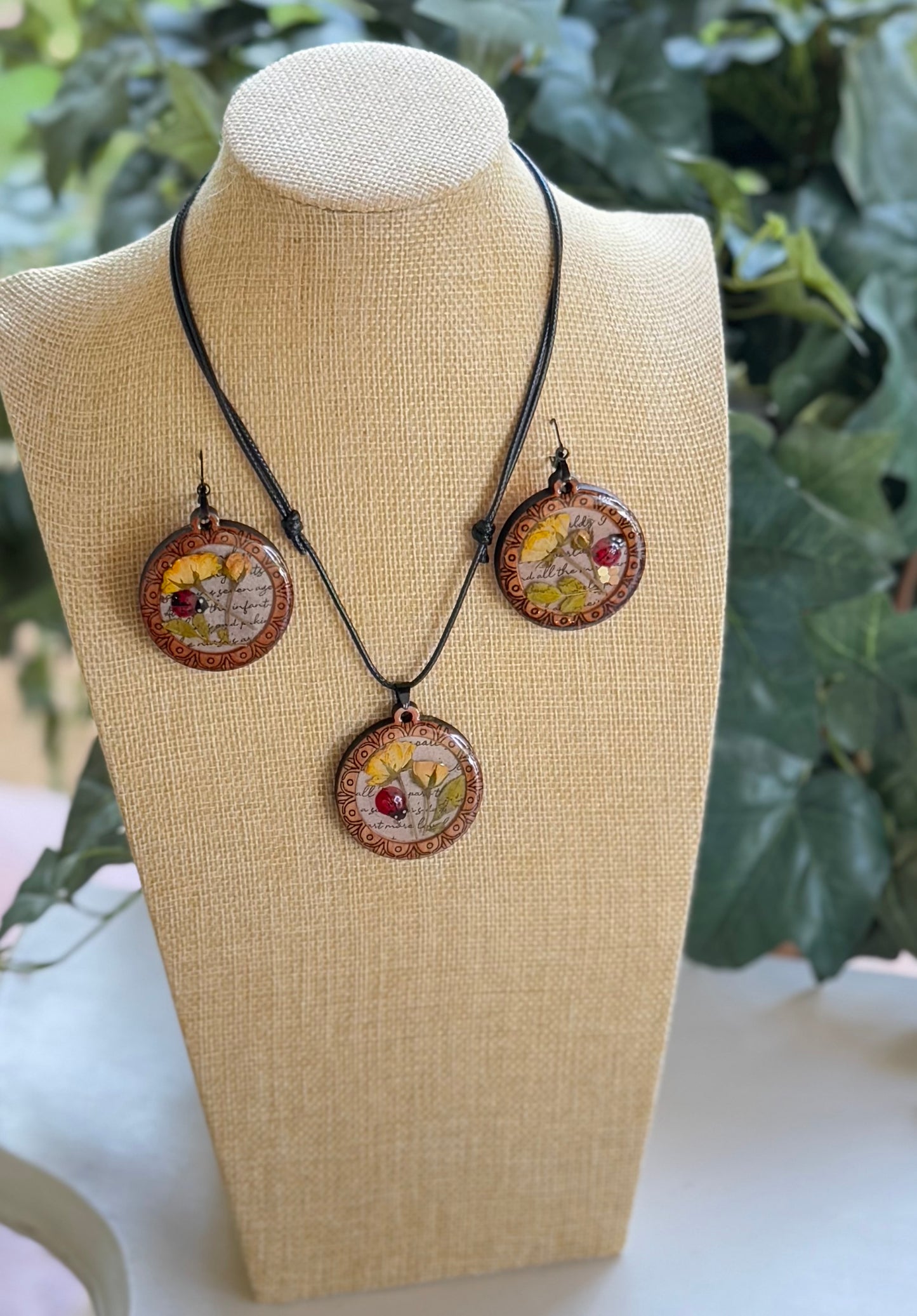 Bohemian Yellow Flowers-Ladybug Set